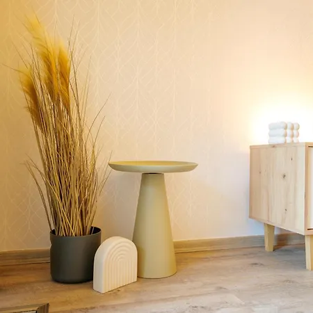 شقة Homeawayhome By The River