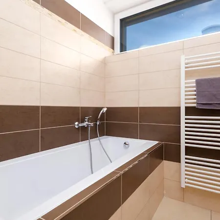 شقة Homeawayhome By The River