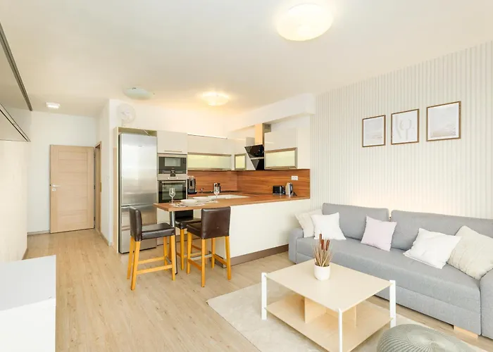 Homeawayhome By The River Apartment