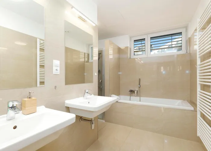 Homeawayhome By The River *